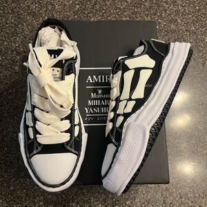 NEW Maison Mihara Yasuhiro X Amiri Mens
Size 9